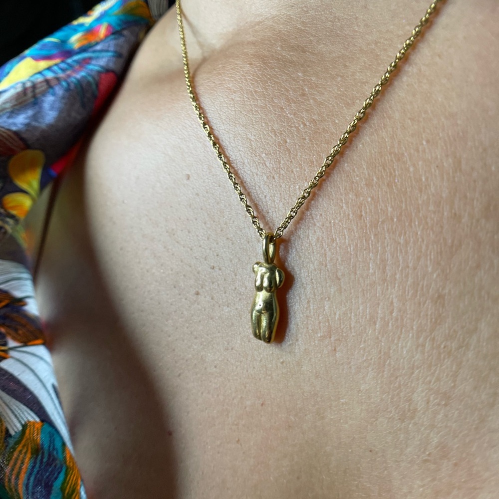 18K Gold Plated Venus Goddess Pendant Necklace 16–18” Adjustable Stainless Steel